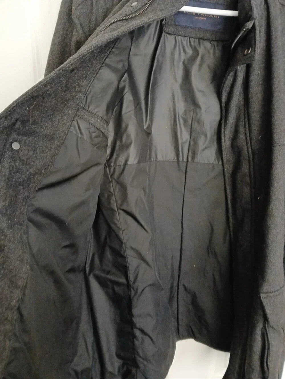 ELIE TAHARI DESIGNER WOOL COAT-JACKET Dark Gray Size L. In Good Condition.